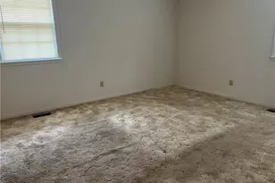 829 Eugene St, Fayetteville, NC 28306 - Photo 10