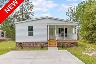 4050 Lodge Dr, Wade, NC 28395 - Photo 1