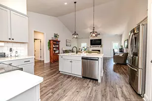 181 Greenwich Dr, Sanford, NC 27330 - Photo 20