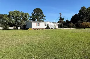 4633 Tarheel Rd Rd, Lumberton, NC 28358 - Photo 4