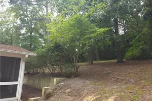 705 Shadowlawn Dr, Fayetteville, NC 28303 - Photo 16
