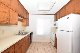 400 N Steel St, Sanford, NC 27330 - Photo 2