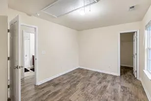 233 Palace Green Ln, Sanford, NC 27330 - Photo 8