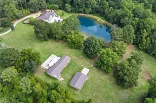 101 Elizabeth Rd, Elizabethtown, NC 28337 - Photo 2