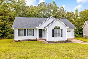 5928 Lively Ct, Fayetteville, NC 28306 - Photo 2