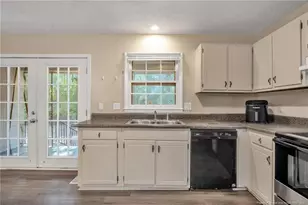 733 Goodyear Dr, Spring Lake, NC 28390 - Photo 12
