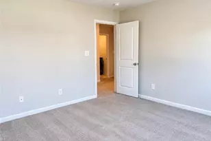 4050 Racking Horse Rd, Hope Mills, NC 28348 - Photo 20