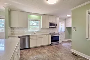3209 Kentyre Dr, Fayetteville, NC 28303 - Photo 18