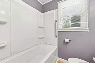 506 Stetson St, Clinton, NC 28323 - Photo 10