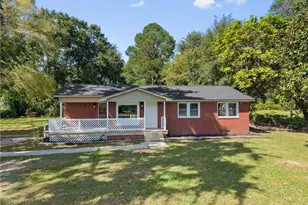 4574 Cameron Rd, Hope Mills, NC 28438 - Photo 1