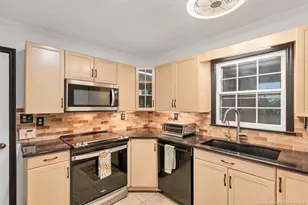 1933 Merrimac Dr, Fayetteville, NC 28304 - Photo 16