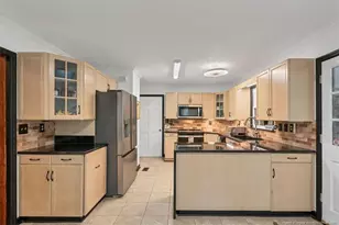 1933 Merrimac Dr, Fayetteville, NC 28304 - Photo 18
