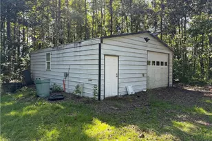 146 Nascar Dr, Red Springs, NC 28377 - Photo 4