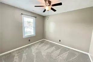 4206 Buckhurst Dr, Hope Mills, NC 28348 - Photo 16