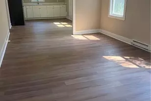 523 Oakwood Ave, Raeford, NC 28376 - Photo 2