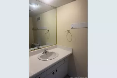 1100 Clarendon Street #203, Fayetteville, NC 28305 - Photo 16