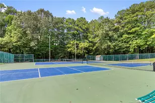 640 Chelsea Dr, Sanford, NC 27332 - Photo 8