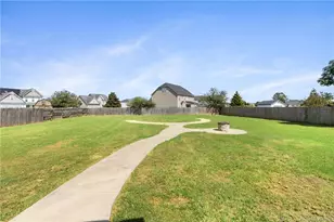 6648 Carriage Crossing Rd, Hope Mills, NC 28348 - Photo 34