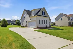 3916 Barclay Wy, Wade, NC 28395 - Photo 4