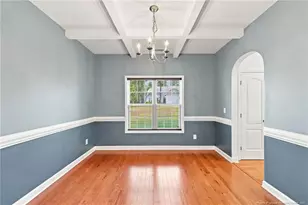 1105 Whitney Dr, Aberdeen, NC 28315 - Photo 10