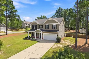 1105 Whitney Dr, Aberdeen, NC 28315 - Photo 4