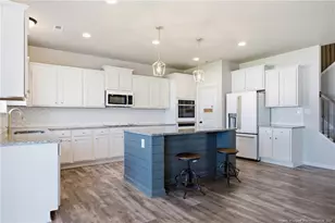 6129 Shannon Woods Way, Hope Mills, NC 28348 - Photo 16