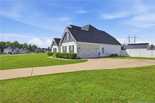 6129 Shannon Woods Way, Hope Mills, NC 28348 - Photo 2