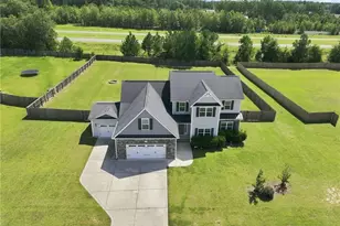 3417 Burberry Dr, Fayetteville, NC 28306 - Photo 4