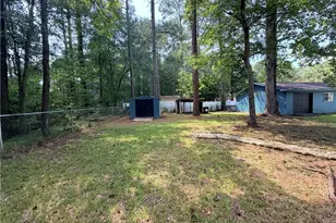 11320 Edinburgh Dr, Laurinburg, NC 28352 - Photo 14
