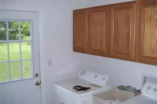 203 Sherman Dr, Fayetteville, NC 28301 - Photo 16