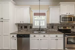 334 Ridgeway Ct, Fayetteville, NC 28311 - Photo 16
