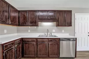 7089 Tollhouse Dr, Fayetteville, NC 28314 - Photo 14