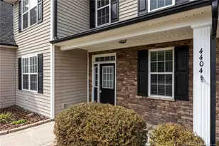 4404 Jockey Whip Ln, Parkton, NC 28371 - Photo 4