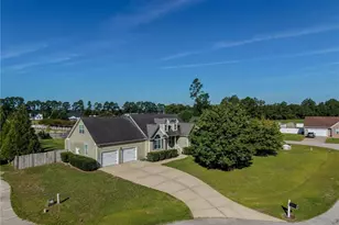 5604 Quiet Acres Ln, Wade, NC 28395 - Photo 4