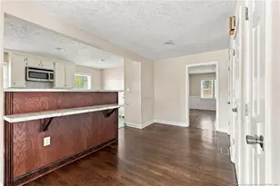 2072 Seneca Dr, Fayetteville, NC 28301 - Photo 16