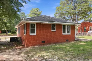 2072 Seneca Dr, Fayetteville, NC 28301 - Photo 32