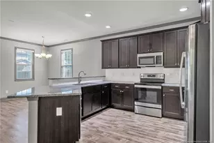 916 W Rowan St, Fayetteville, NC 28301 - Photo 14