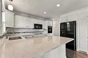 1393 Pennsylvania Ave, Sanford, NC 27332 - Photo 16