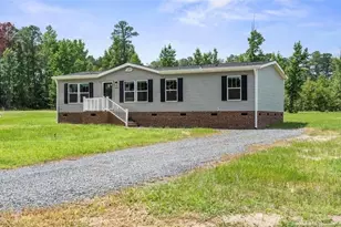 18201 Barnes Bridge Rd, Laurinburg, NC 28302 - Photo 1