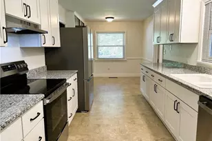 314 Westview Dr, Fayetteville, NC 28303 - Photo 4