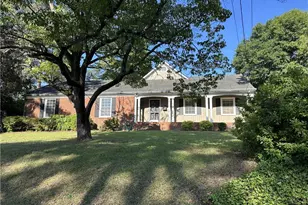 2505 N Edgewater Dr, Fayetteville, NC 28303 - Photo 2