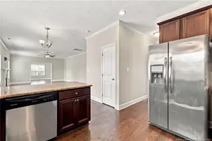 321 Cornhill Rd, Fayetteville, NC 28312 - Photo 8
