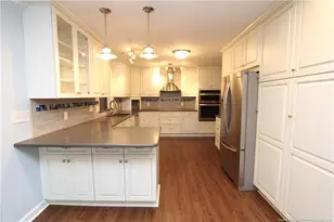100 Fawn Ct, Cary, NC 27513 - Photo 12