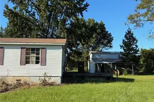 139 Teds Rd, Parkton, NC 28371 - Photo 4