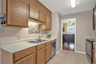 327 Grape Arbor Dr, Fayetteville, NC 28312 - Photo 8