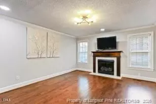 906 Walnut Dr, Erwin, NC 28339 - Photo 10