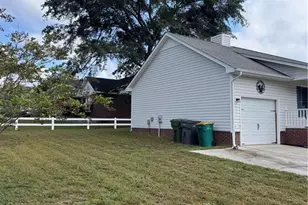 5826 Bloomsbury Dr, Fayetteville, NC 28306 - Photo 14