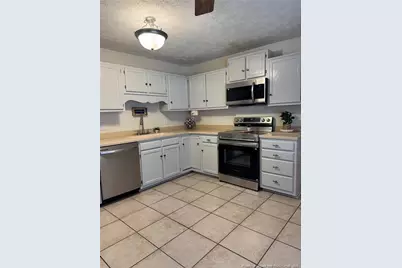 5826 Bloomsbury Drive, Fayetteville, NC 28306 - Photo 6