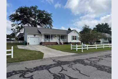 5826 Bloomsbury Drive, Fayetteville, NC 28306 - Photo 2