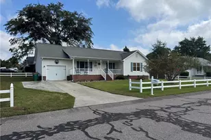 5826 Bloomsbury Dr, Fayetteville, NC 28306 - Photo 2
